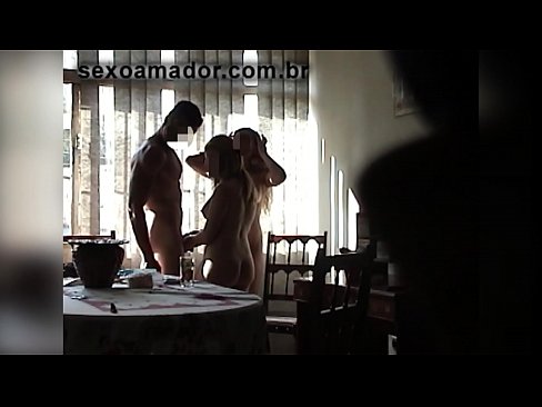 ❤️ Os amigos sexuais invitan a un home xigante e a un trío con el Vídeo de puta  en % gl.pornpictureshq.ru % ️❤