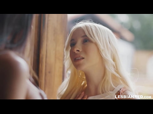 ❤️ A nena chega a casa uns meses despois e acaba comendo o coño da súa madrastra Vídeo de puta  en % gl.pornpictureshq.ru % ️❤