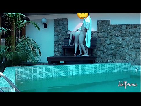 ❤️ O xefe invita a criada á piscina, pero non puido resistirse a un quente Vídeo de puta  en % gl.pornpictureshq.ru % ️❤