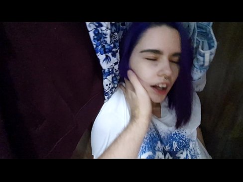 ❤️ Atopo a miña irmá no armario e axudouna a correrse Vídeo de puta  en % gl.pornpictureshq.ru % ️❤